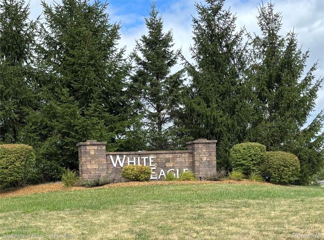 5616 Jada Drive, Highland Charter Township, MI 48356