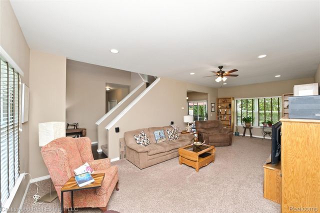 5616 Jada Drive, Highland Charter Township, MI 48356