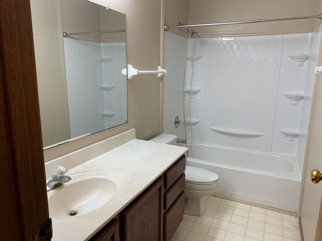 620 Laurel Oak Court, Westerville, OH 43081