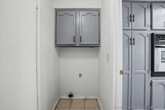 304 W Albuquerque Street S, Broken Arrow, OK 74011