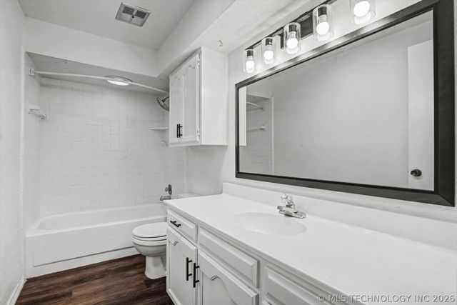 304 W Albuquerque Street S, Broken Arrow, OK 74011