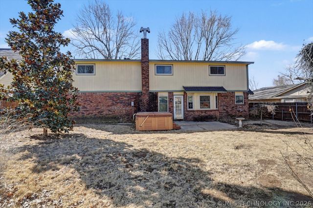 304 W Albuquerque Street S, Broken Arrow, OK 74011