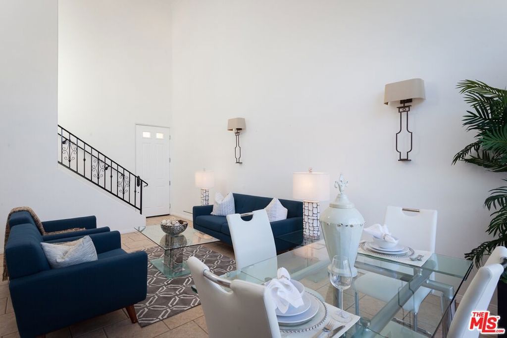 Image 6 of property listing at 851 N San Vicente Boulevard 308, West Hollywood, CA 90069