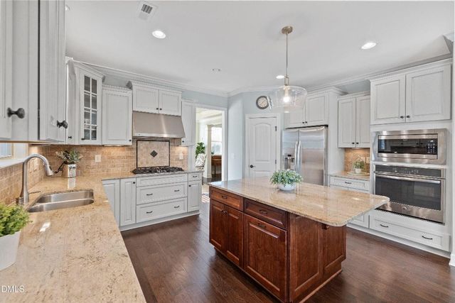 312 Karpen Lane, Cary, NC 27519