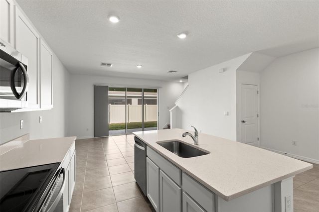 17205 BIGLEAF MAHOGANY LANE, Land O Lakes, FL 34638