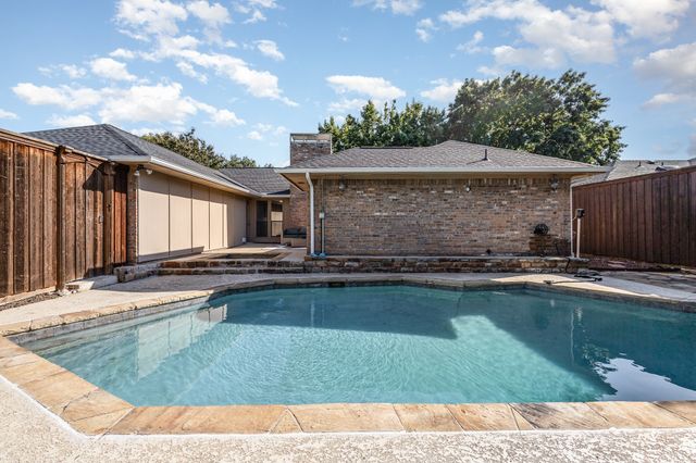 803 Rush Creek Drive, Allen, TX 75002
