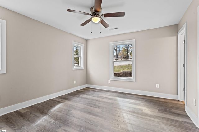 2 Hillbrook Road, Taylors, SC 29687