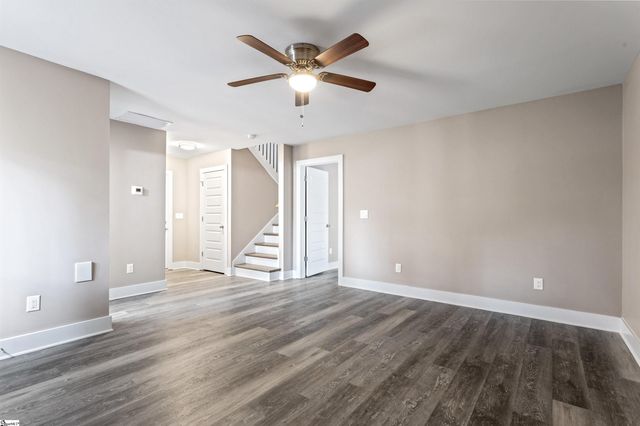 2 Hillbrook Road, Taylors, SC 29687