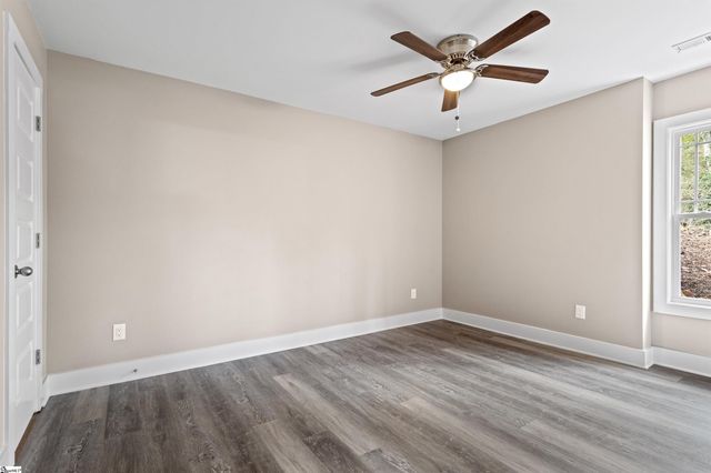 2 Hillbrook Road, Taylors, SC 29687