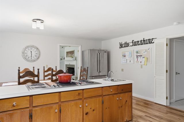 1 Chandler Road, Bedford, NH 03110