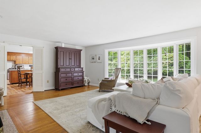 1 Chandler Road, Bedford, NH 03110
