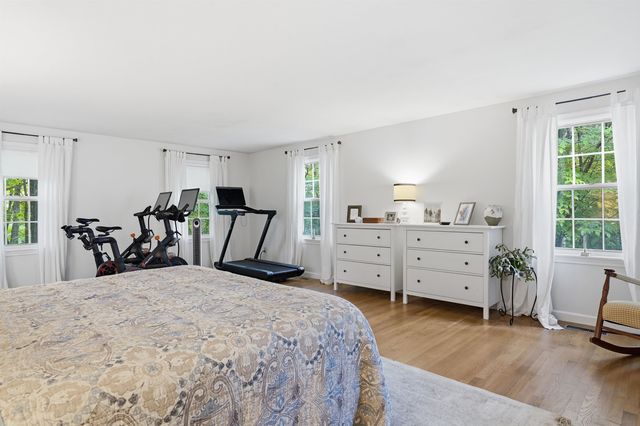 1 Chandler Road, Bedford, NH 03110