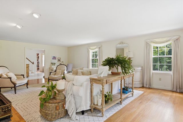 1 Chandler Road, Bedford, NH 03110