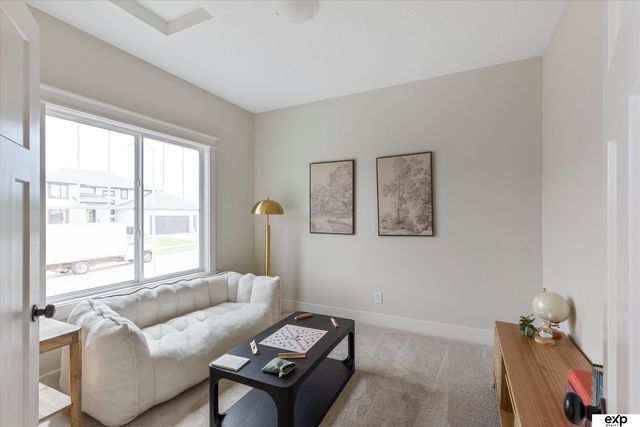 10010 S 184th Street, Omaha, NE 68136