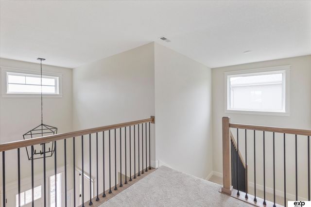 10010 S 184th Street, Omaha, NE 68136