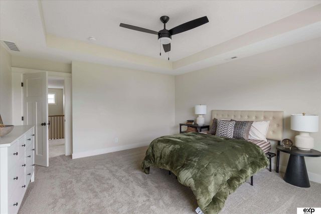 10010 S 184th Street, Omaha, NE 68136