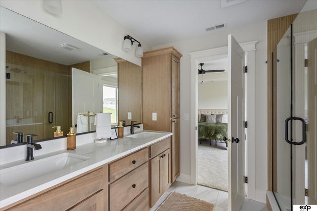 10010 S 184th Street, Omaha, NE 68136