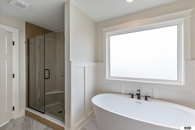 10010 S 184th Street, Omaha, NE 68136