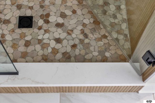 10010 S 184th Street, Omaha, NE 68136