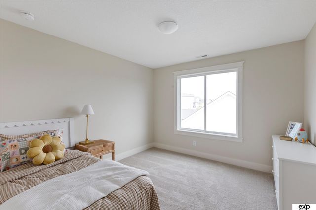 10010 S 184th Street, Omaha, NE 68136