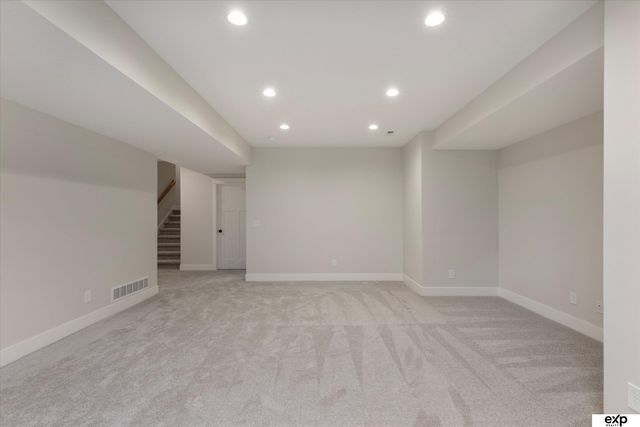 10010 S 184th Street, Omaha, NE 68136