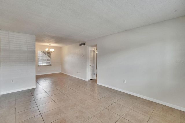 1920 E EDGEWOOD DRIVE D7, Lakeland, FL 33803