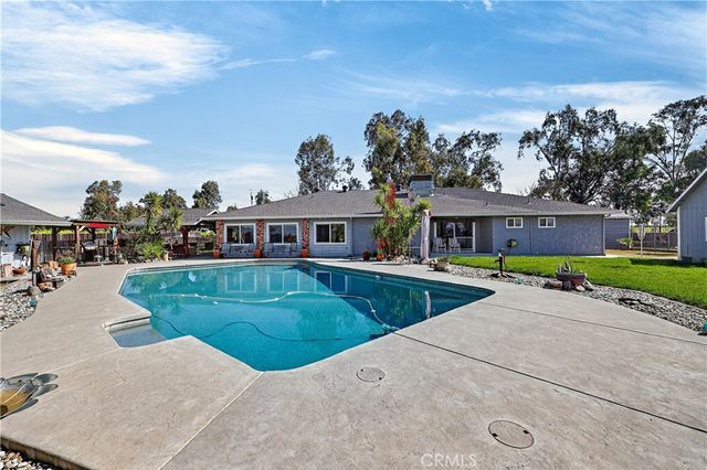 3969 Hatch Road, Merced, CA 95340