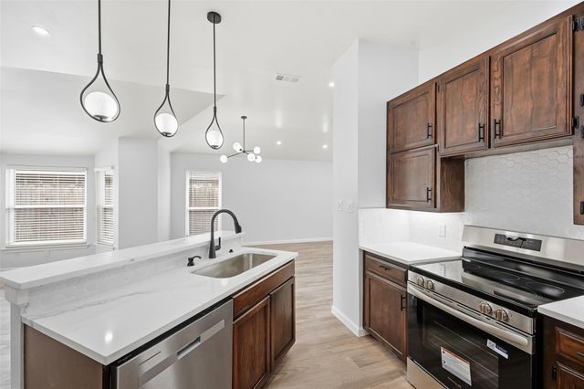 1005 Meadow Circle N, Keller, TX 76248