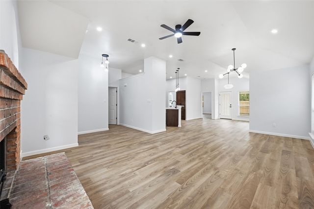 1005 Meadow Circle N, Keller, TX 76248