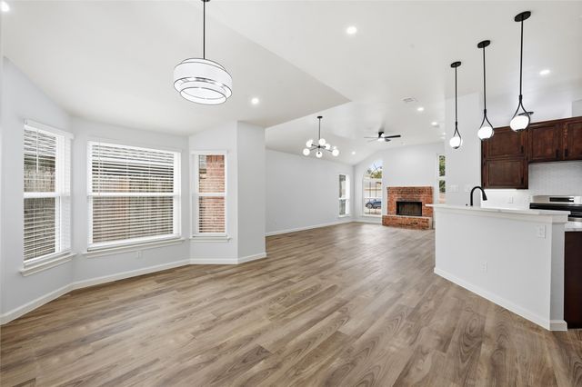 1005 Meadow Circle N, Keller, TX 76248