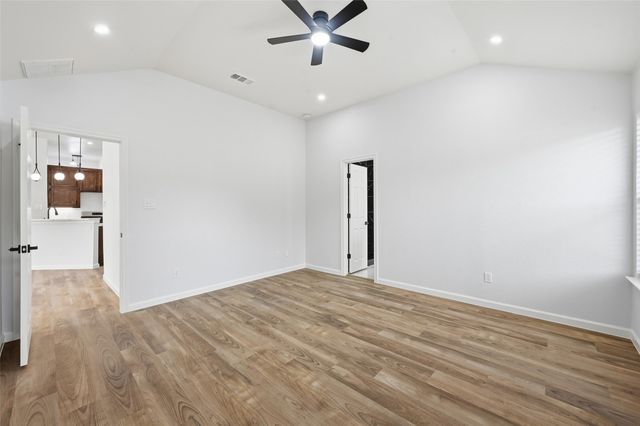 1005 Meadow Circle N, Keller, TX 76248