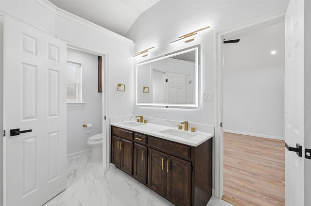 1005 Meadow Circle N, Keller, TX 76248