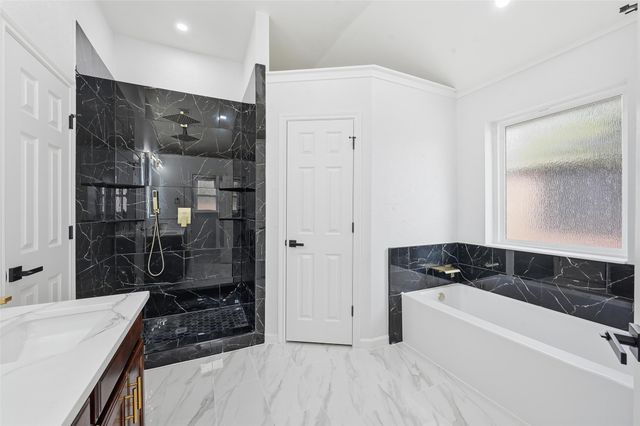 1005 Meadow Circle N, Keller, TX 76248