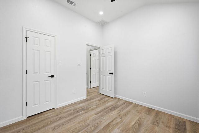 1005 Meadow Circle N, Keller, TX 76248