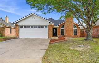 1005 Meadow Circle N, Keller, TX 76248