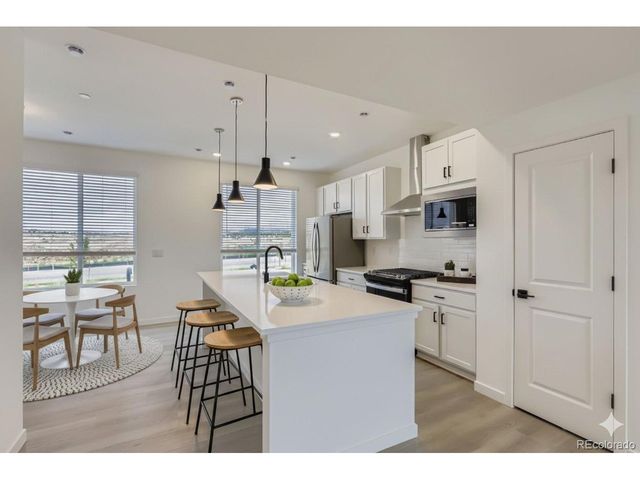 1606 Park Pl, Broomfield, CO 80023