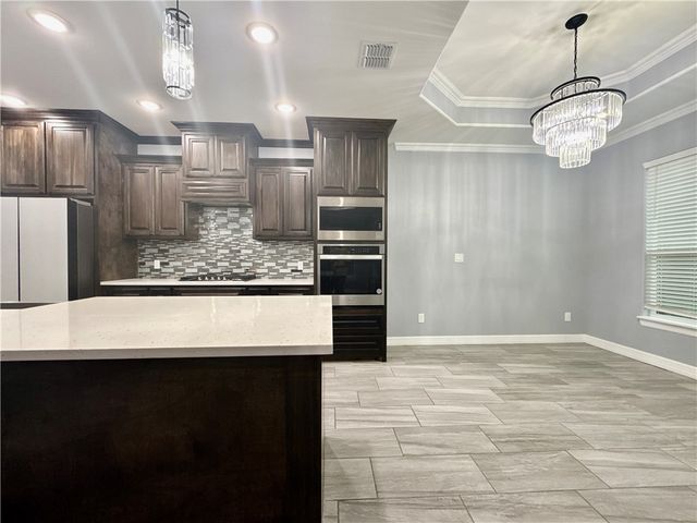 5205 Edinburg, Corpus Christi, TX 78413