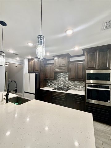 5205 Edinburg, Corpus Christi, TX 78413