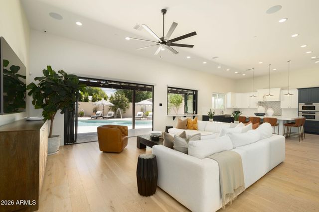 4029 N 57TH Place, Phoenix, AZ 85018