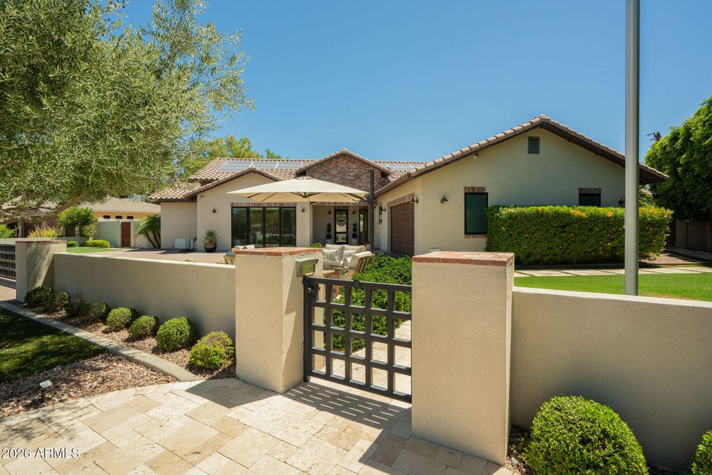 4029 N 57TH Place, Phoenix, AZ 85018