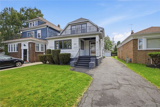 73 Saint Marys Road, Buffalo, NY 14211