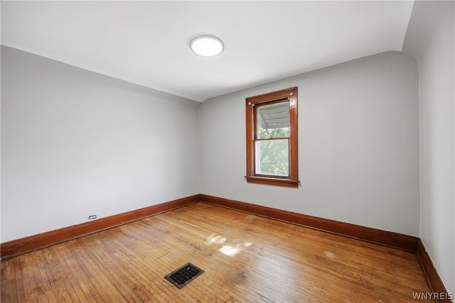 73 Saint Marys Road, Buffalo, NY 14211