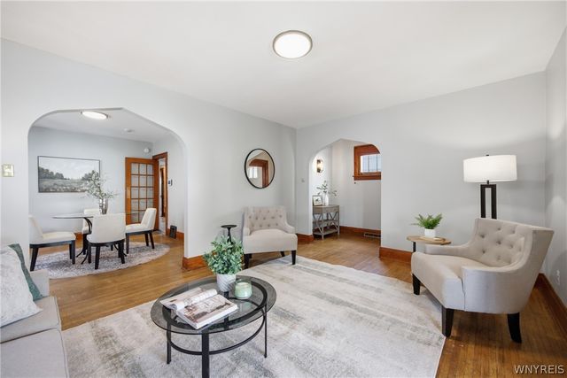 73 Saint Marys Road, Buffalo, NY 14211