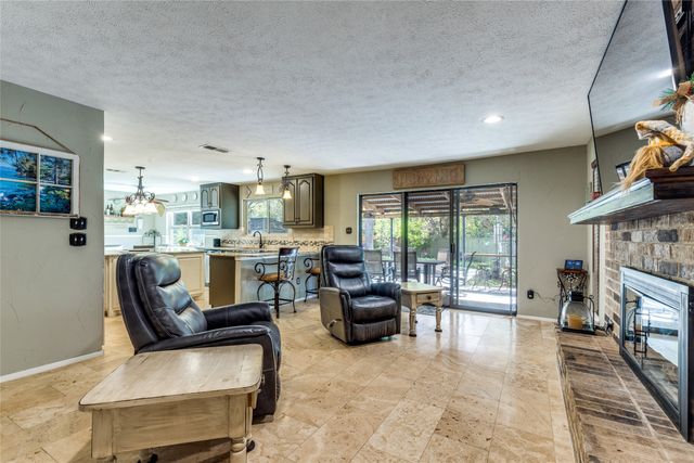 3100 Dunes Place, Denton, TX 76209