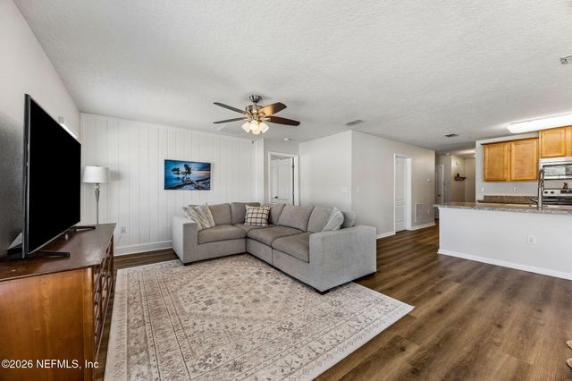 65073 MOSSY CREEK Lane, Yulee, FL 32097