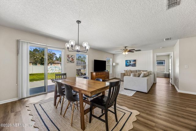65073 MOSSY CREEK Lane, Yulee, FL 32097