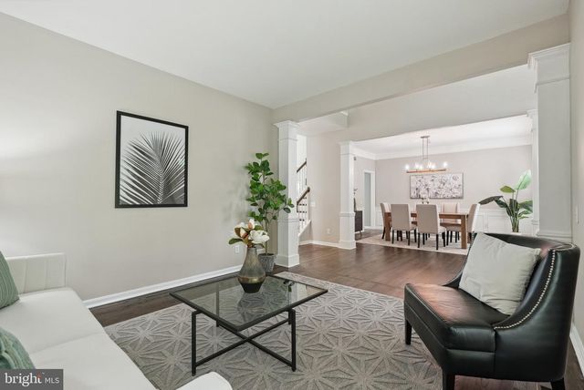 51 KNICKERBOCKER LN, Malvern, PA 19355