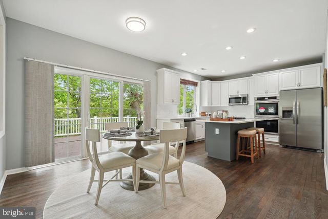 51 KNICKERBOCKER LN, Malvern, PA 19355