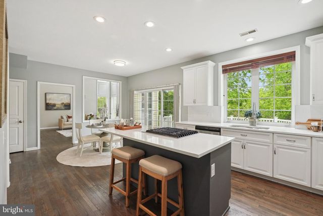 51 KNICKERBOCKER LN, Malvern, PA 19355