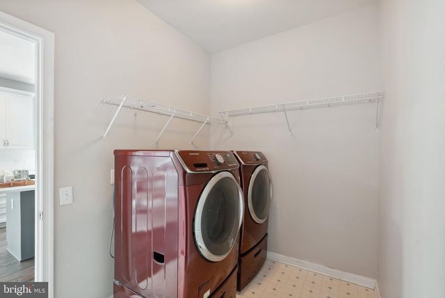 51 KNICKERBOCKER LN, Malvern, PA 19355